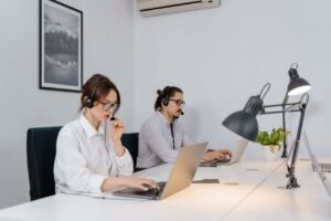 WhatsApp AI chatbot for business automating customer replies 24/7 — Aiotagen